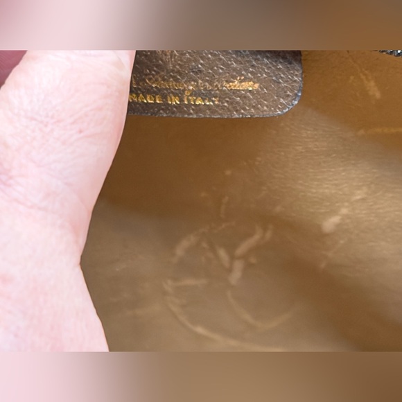 GUCCI SHOULDER BAG (BROKEN STRAP, RUBBING) - Picture 6 of 9